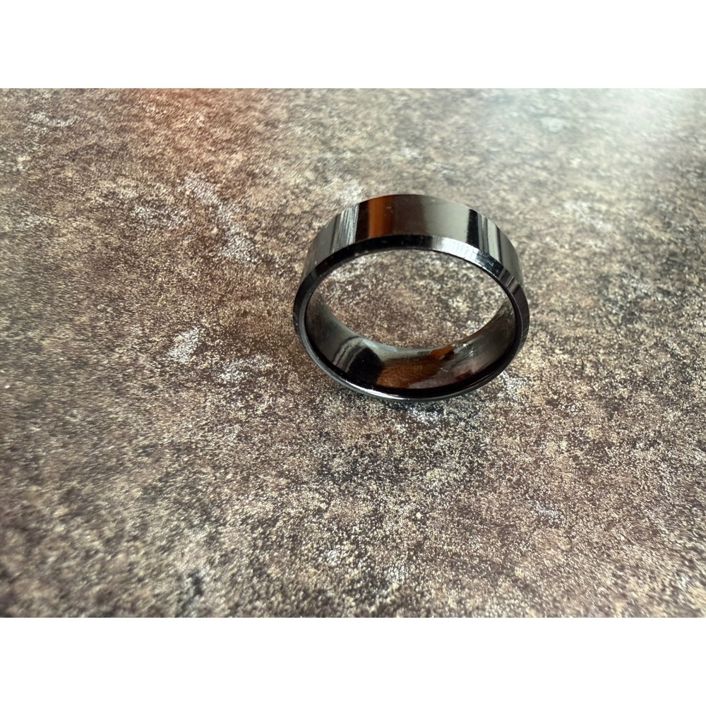 Black Stainless Steel Band Ring Beveled Edge Minimalist Wide Band Jewelry